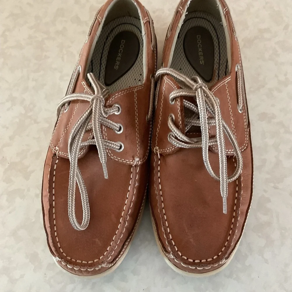 Dockers Brown Leather Boat Shoes size 9.5